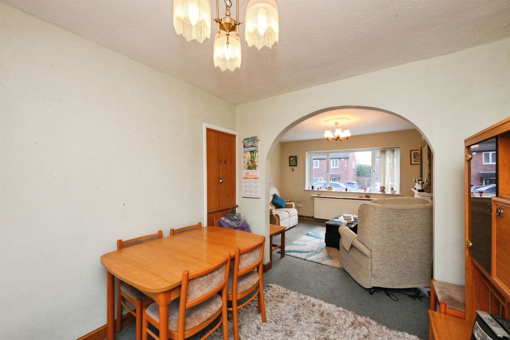 Property photo 3 of 20