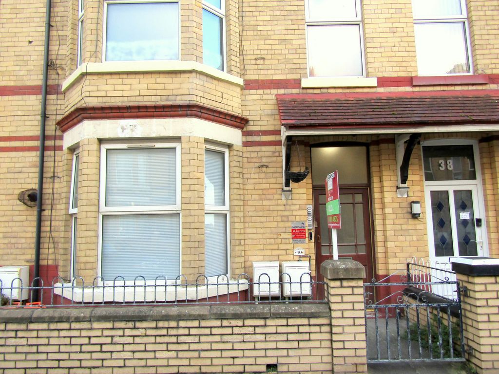 Property photo 1 of 6