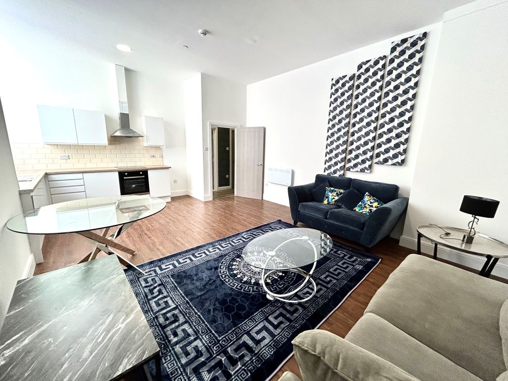 Property photo 1 of 6