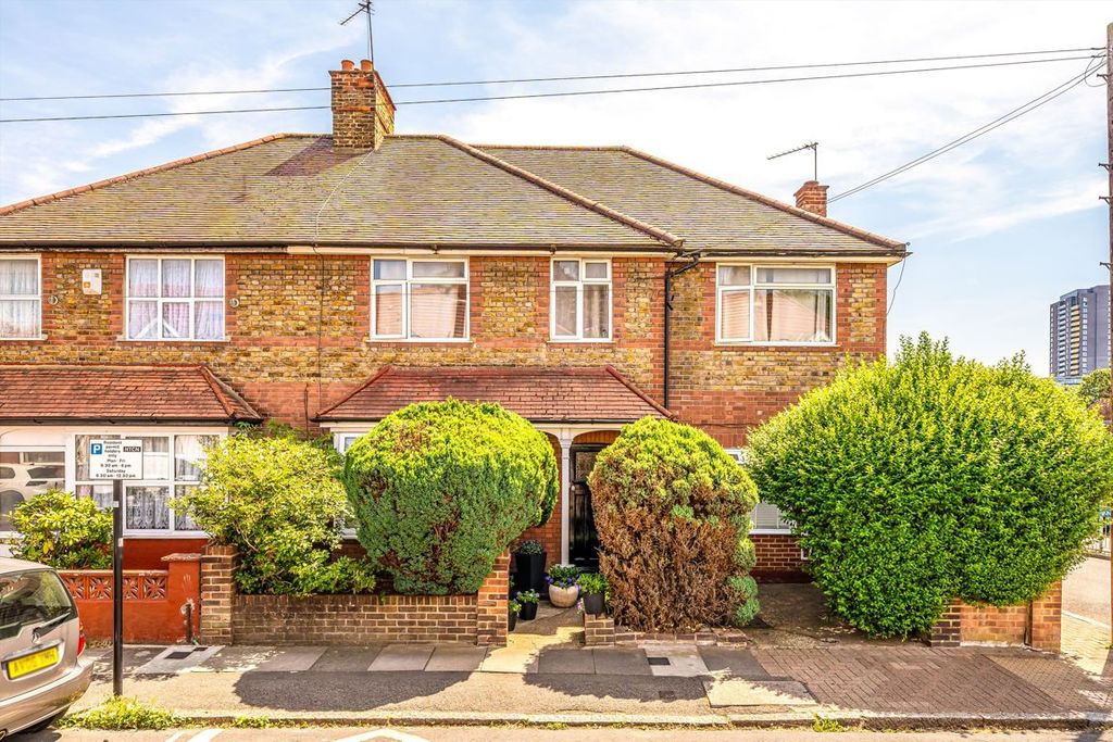 Property photo 1 of 7