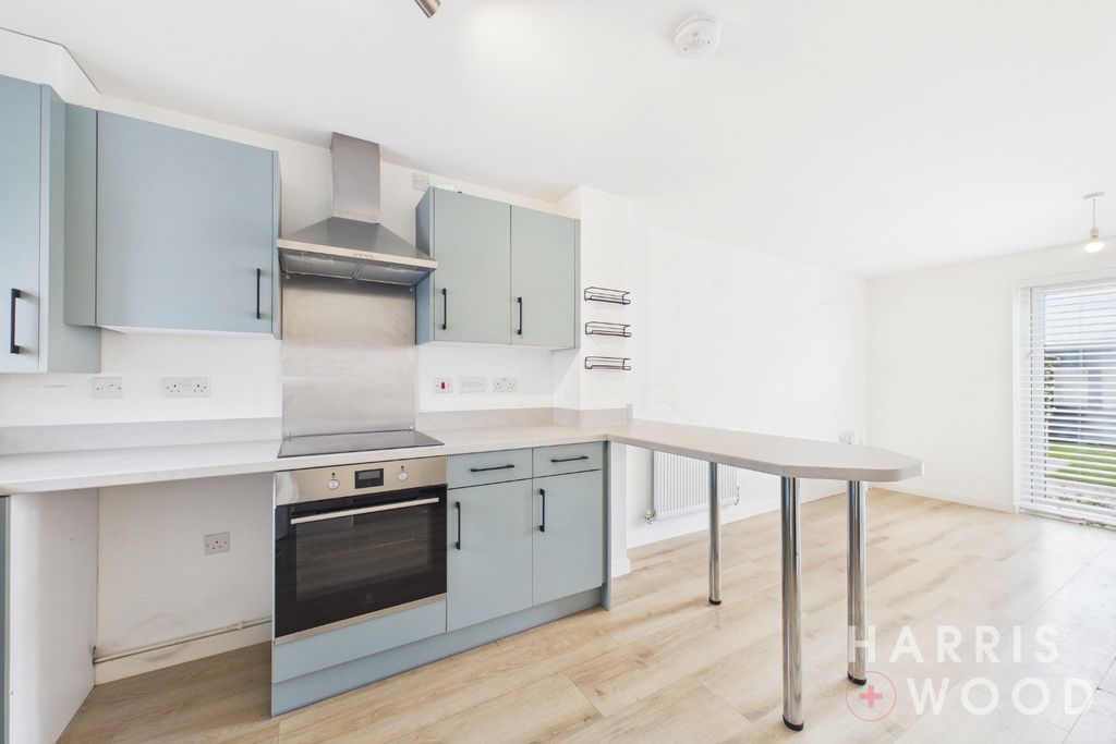 Property photo 2 of 26 5567072