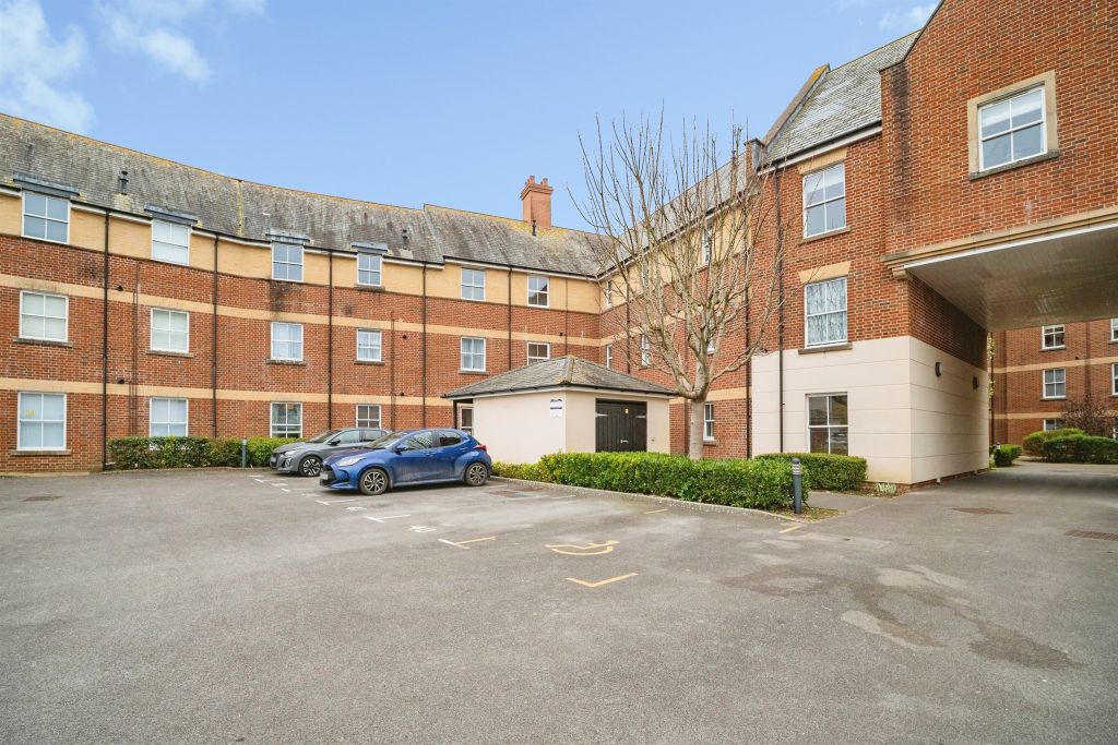 Property photo 1 of 19