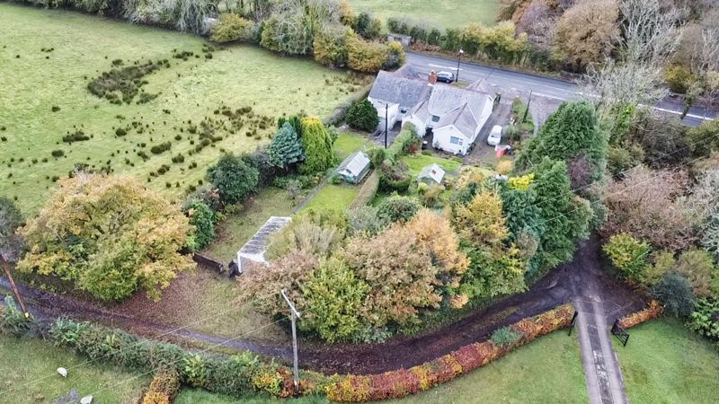 Property photo 2 of 38 Photo 25