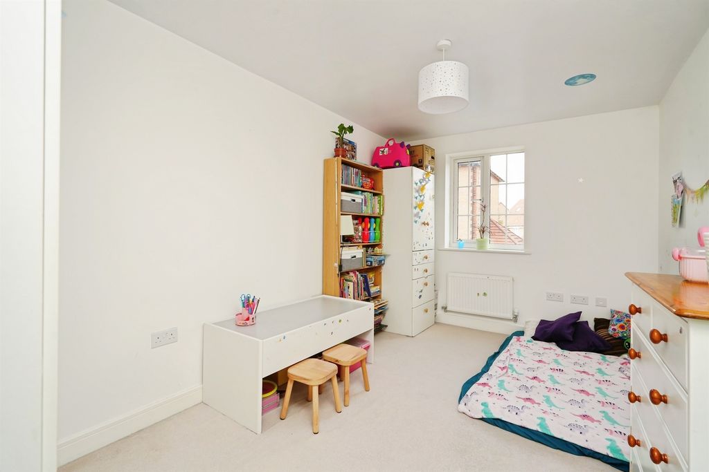 Additional image 7 of 2 bed flat for saleFalcon Drive, Didcot OX11
