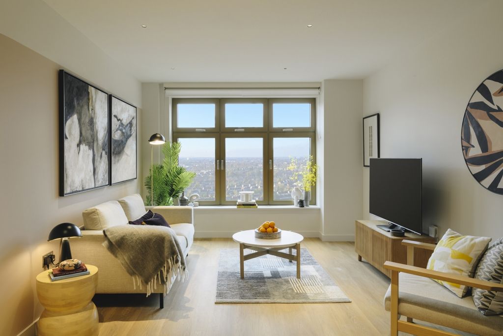 Property photo 1 of 9 The Wiltern Retou...