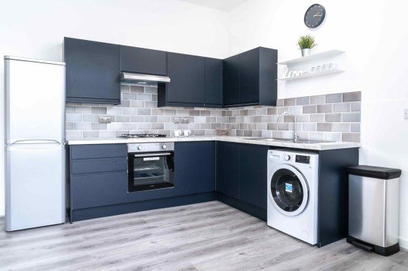 Property photo 3 of 7 9673752.Jpg