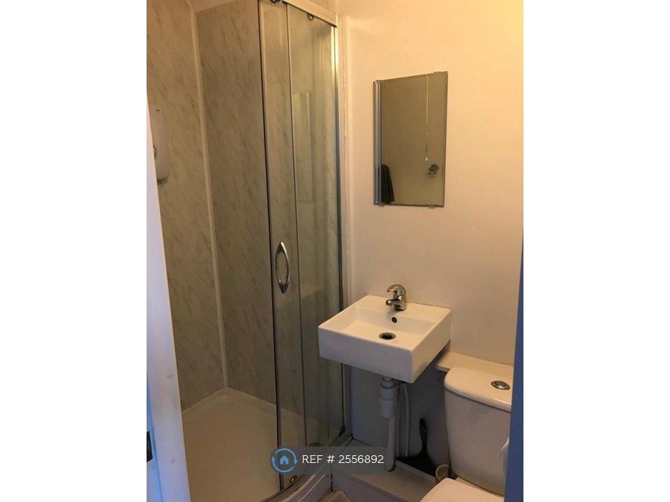 Property photo 3 of 18 2