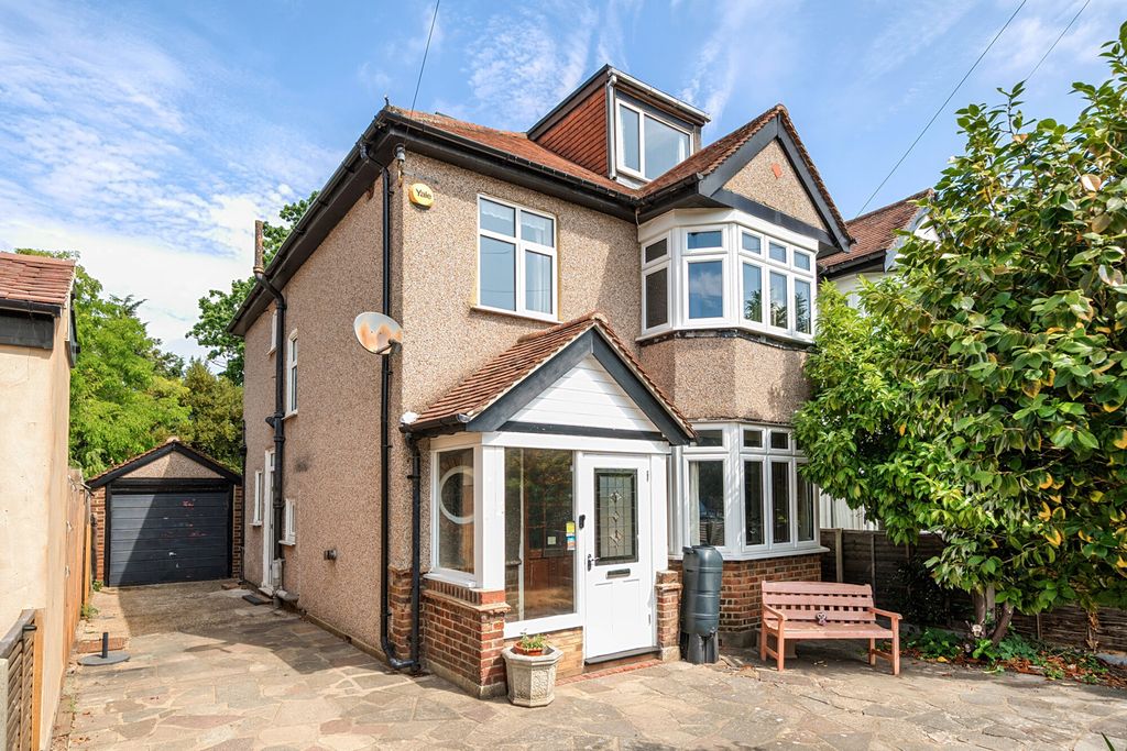 Property photo 1 of 18 1498625-2-6A68816...