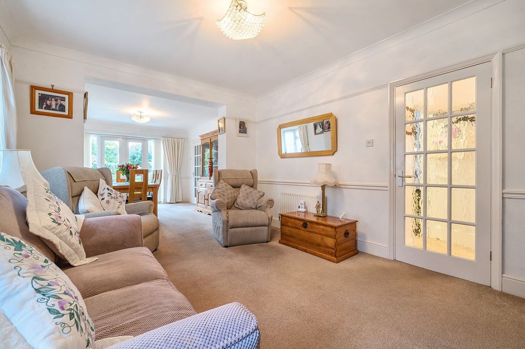 Property photo 2 of 15