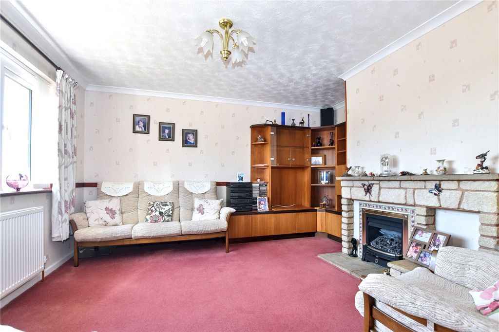 Property photo 2 of 12 Picture No. 05