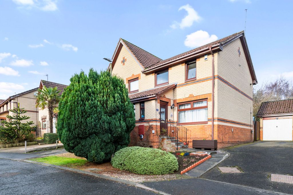 Property photo 1 of 24