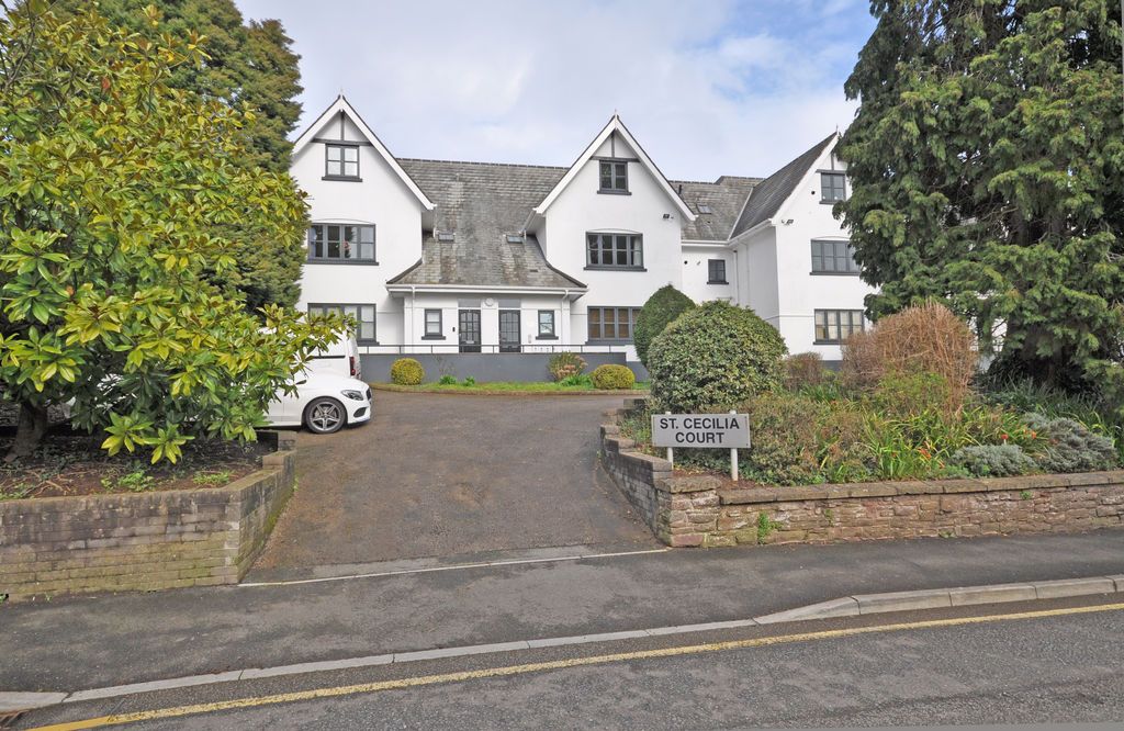 Property photo 1 of 10 Photo 10