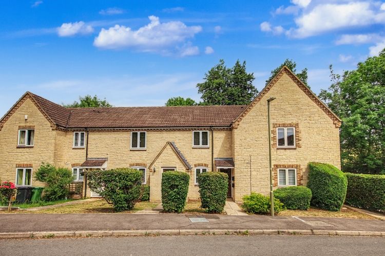 Property photo 1 of 15 329864