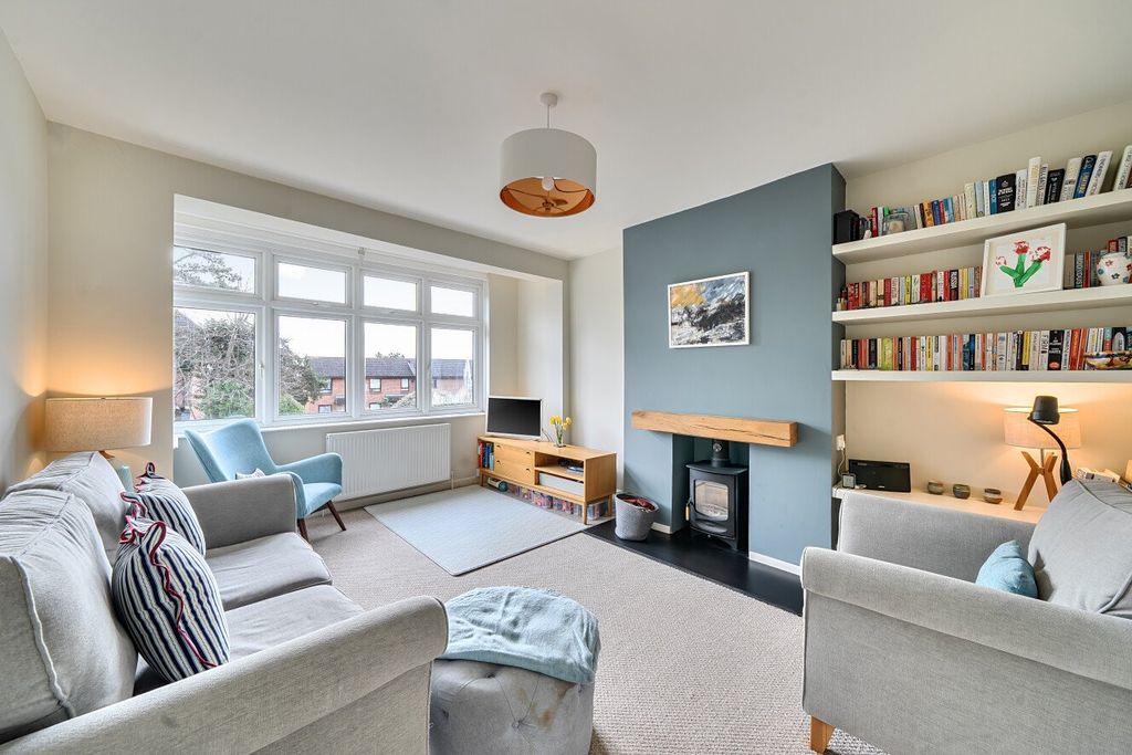 Property photo 2 of 16 Picture No. 17