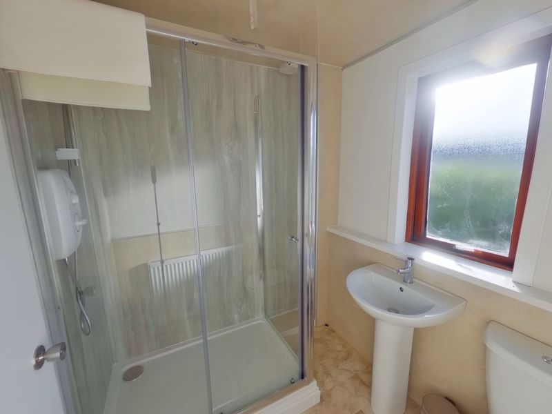 Property photo 3 of 6 Photo 6