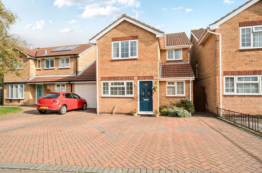 Property photo 1 of 15 1372041-26-68F772...