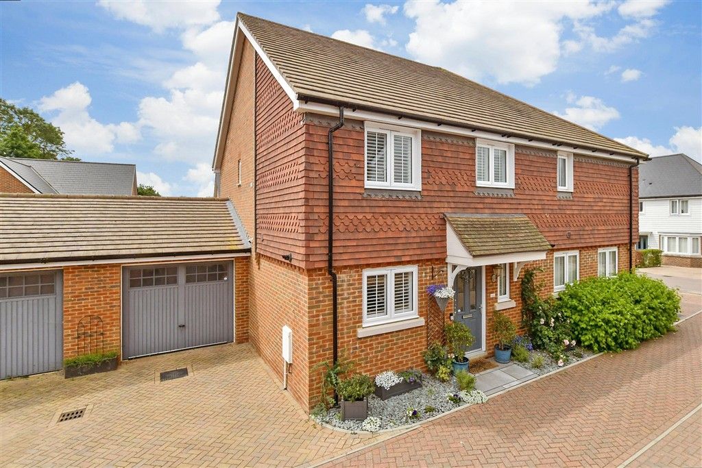 Property photo 2 of 14 External (Web)