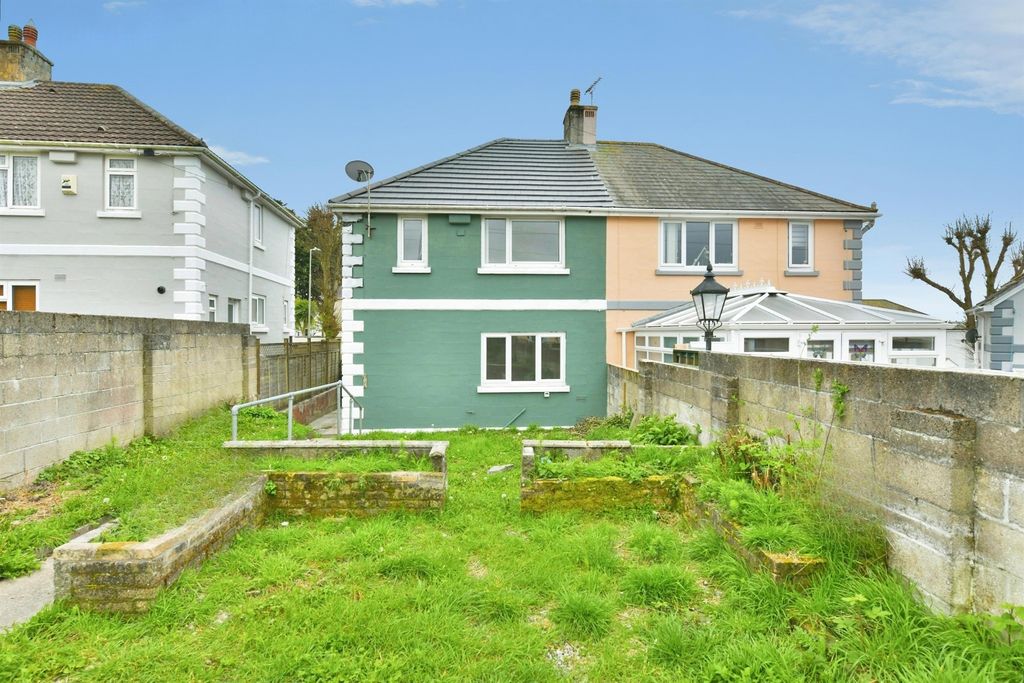 Property photo 2 of 20
