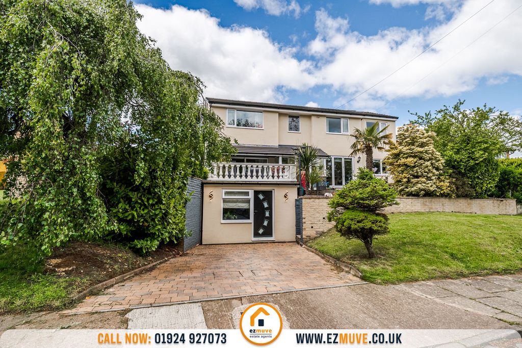 Additional image 60 of 5 bed detached house for saleHenley Avenue, Dewsbury WF12