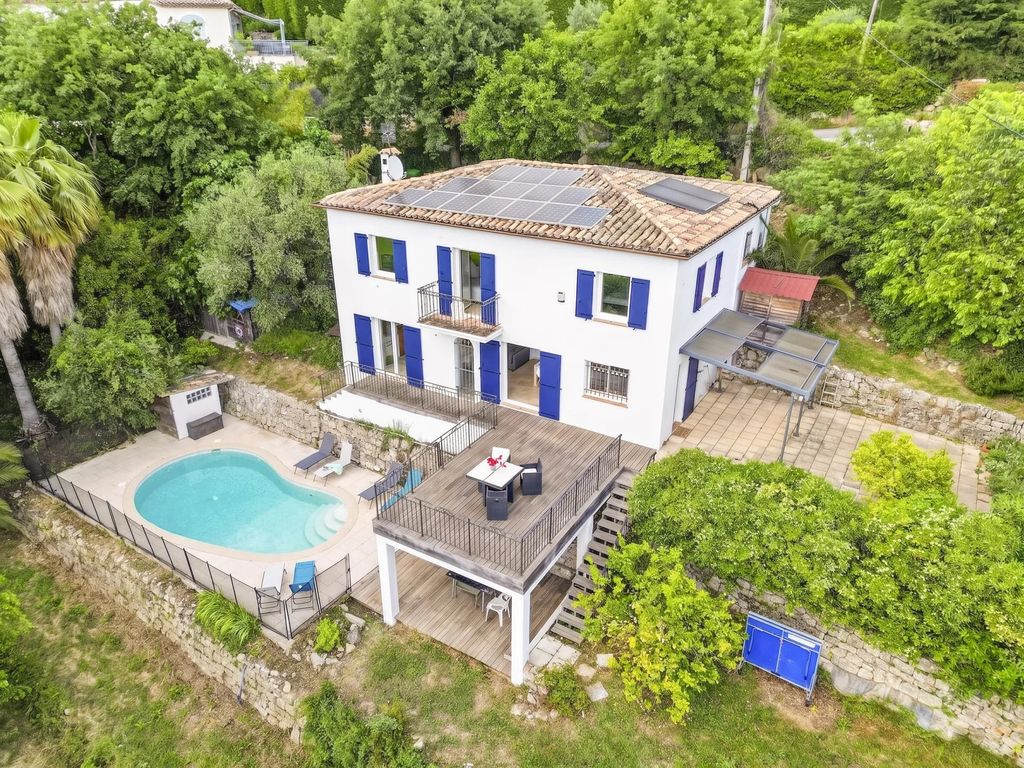 Property photo 1 of 27
