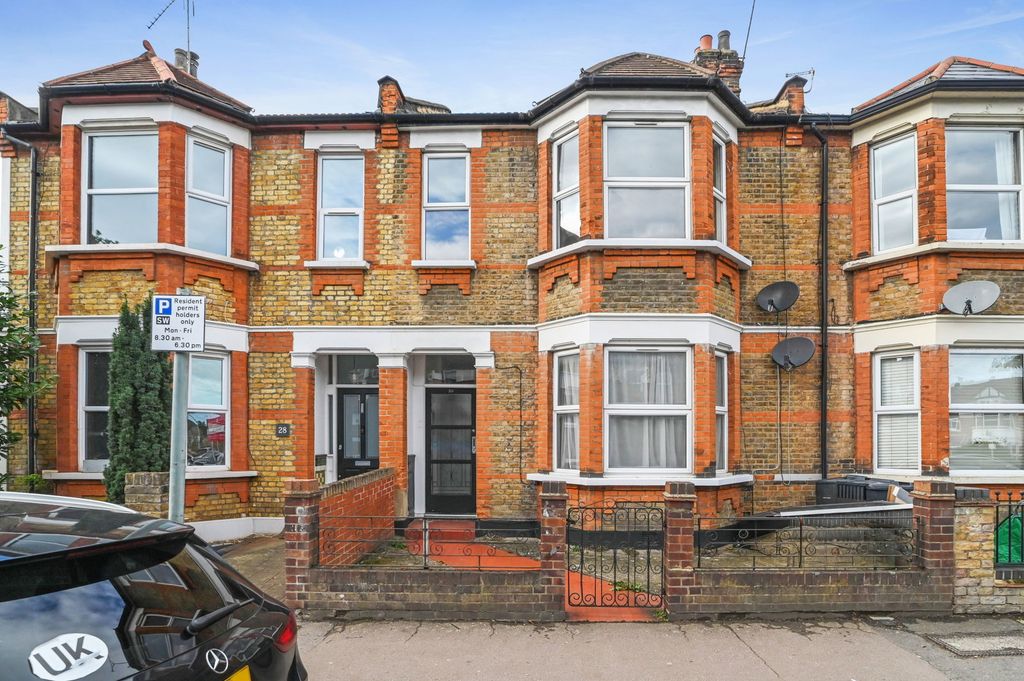 Property photo 1 of 12
