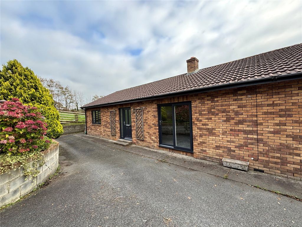 Property photo 1 of 14 Picture No. 01