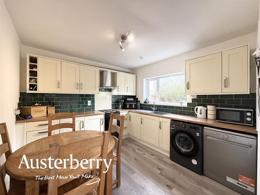 Property photo 2 of 18 Img_4004.Jpg