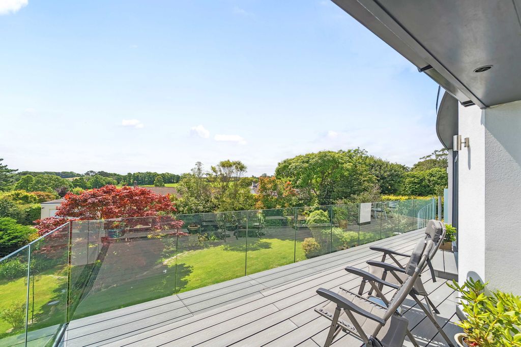 Property photo 3 of 23 Photo 3