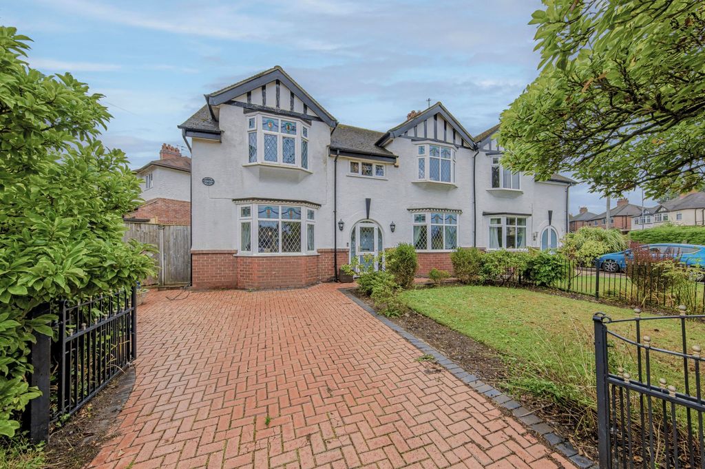 Property photo 1 of 38