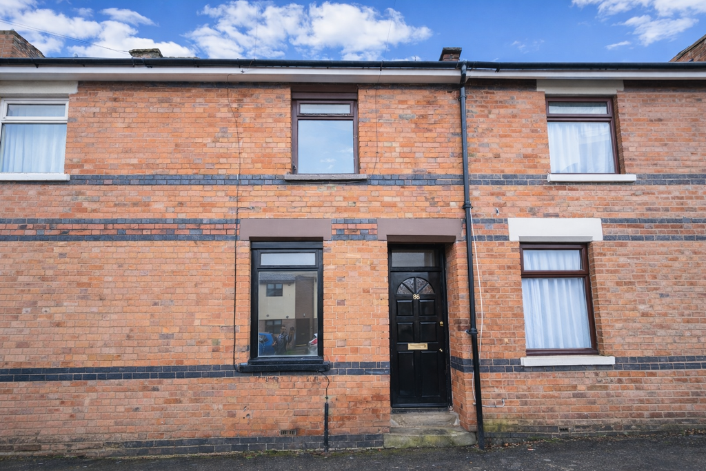 Property photo 1 of 8