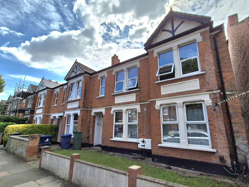 Property photo 1 of 6