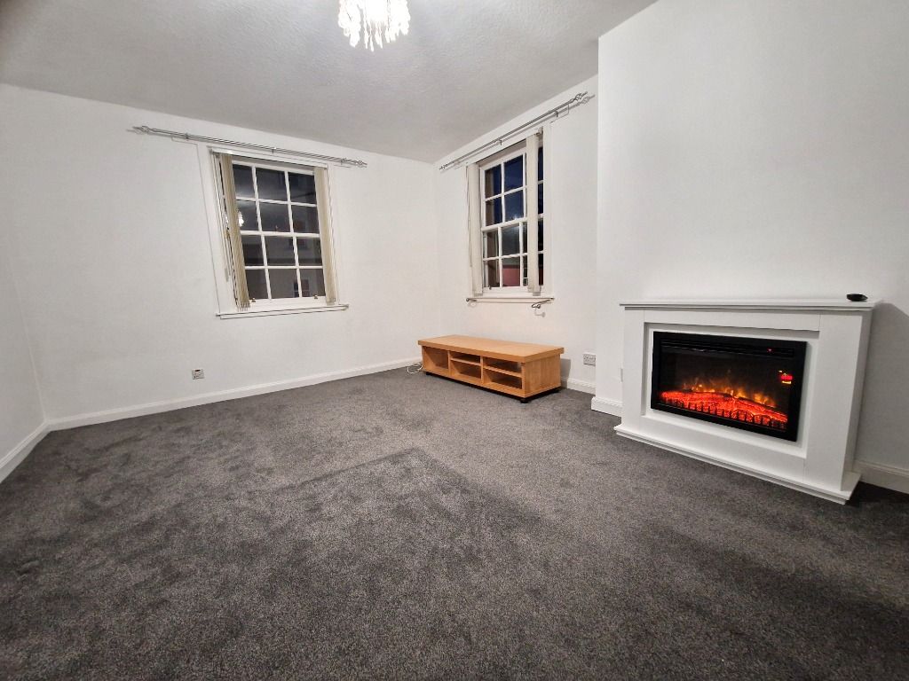 Property photo 1 of 12 Photo 1