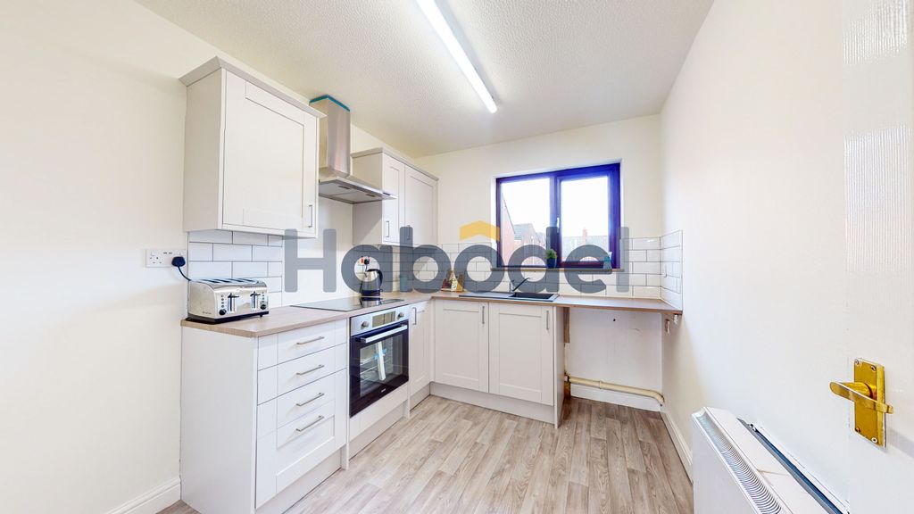 Property photo 1 of 6