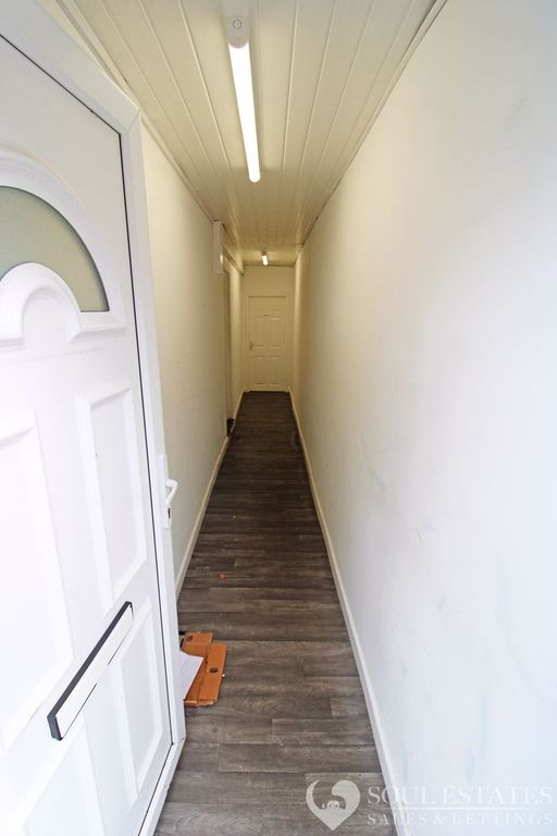Property photo 3 of 13 Entrance
