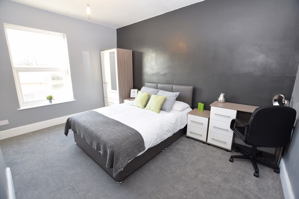 Property photo 2 of 9 Bedroom 2