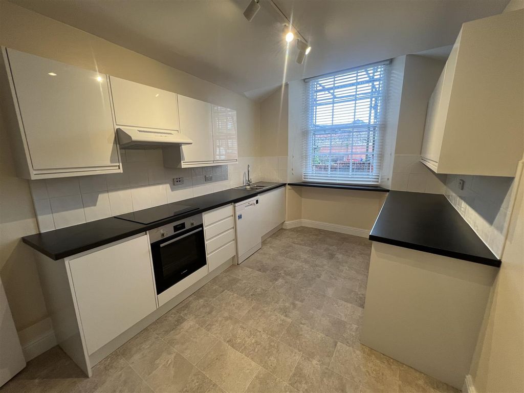 Property photo 1 of 12 Img_1918 1.Jpg