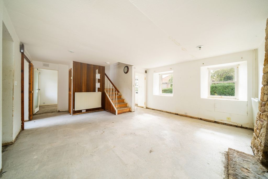 Property photo 2 of 25 Photo 10