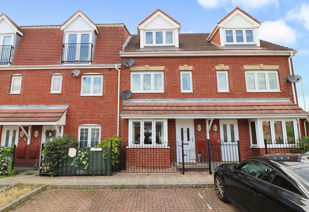 Property photo 1 of 8