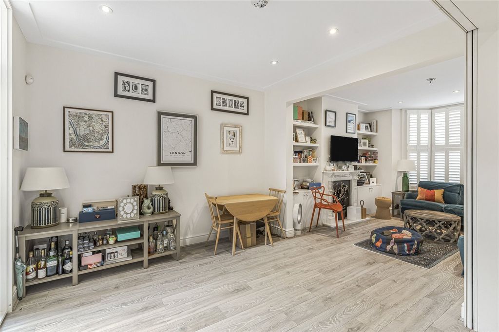 Property photo 3 of 25 Picture No. 15