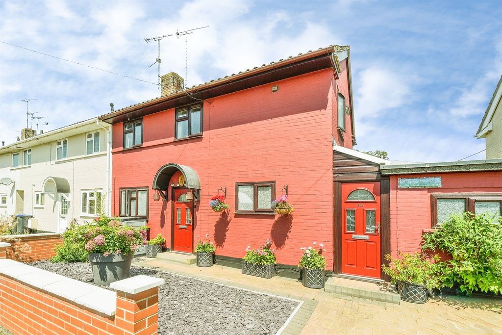 Property photo 1 of 16