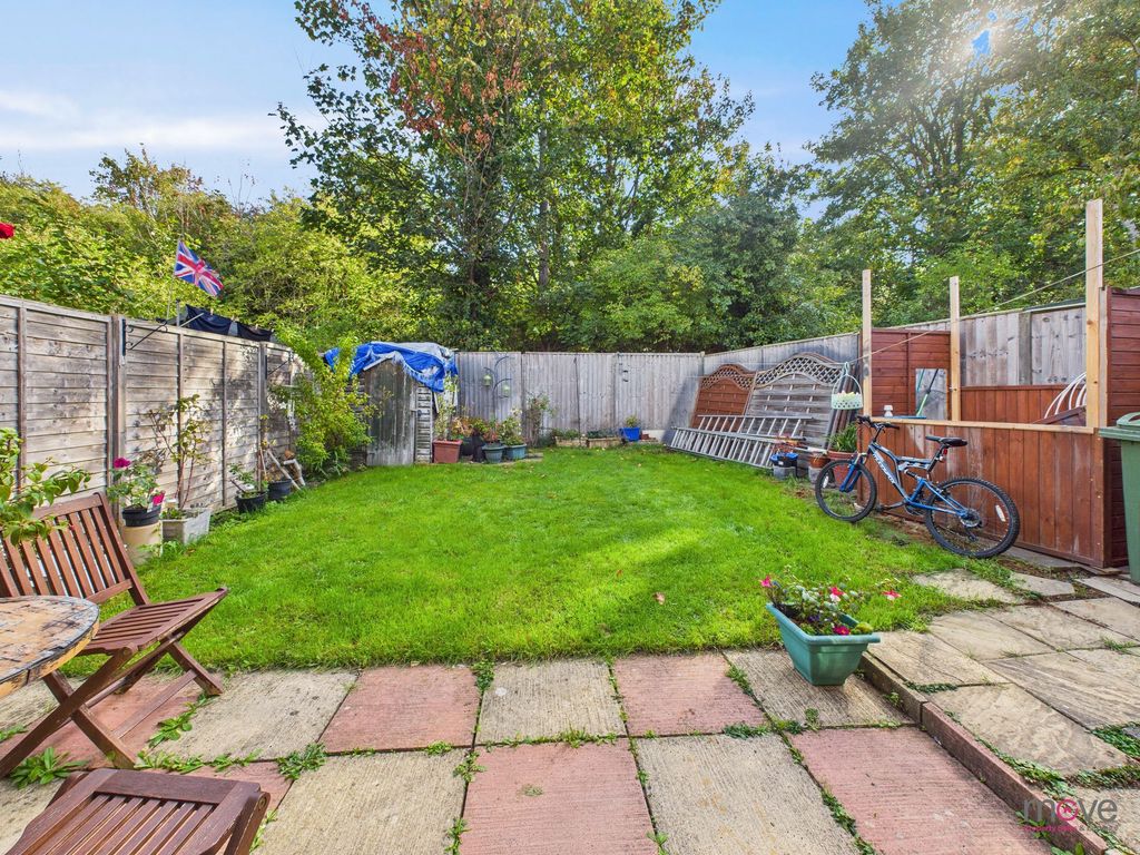 Property photo 2 of 13