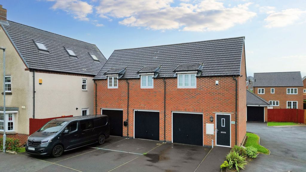 Property photo 1 of 11