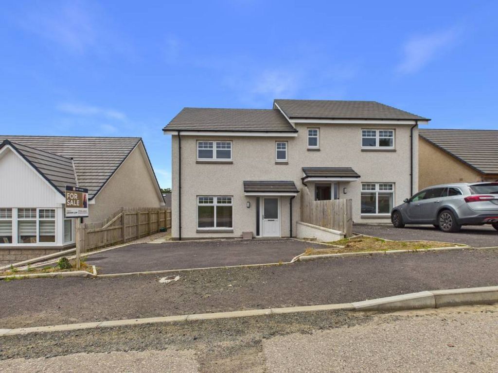 Property photo 2 of 18