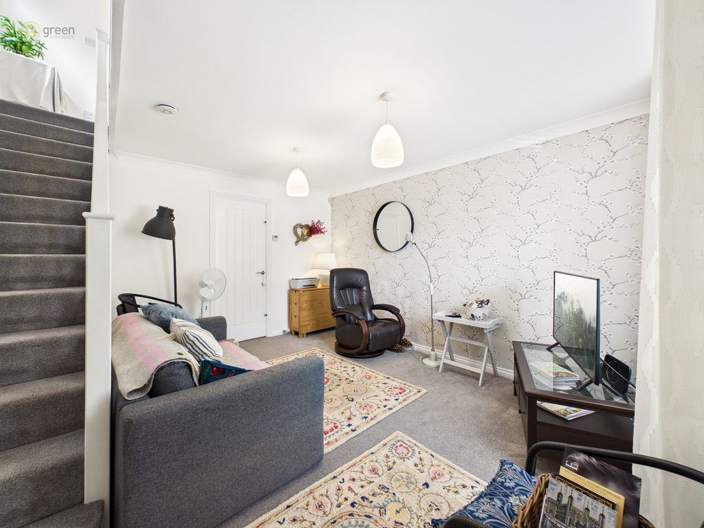 Property photo 2 of 10 6E62F61032d74E5E90Eb8261c1Ab248E100Cam04914G0Pr0386Still002