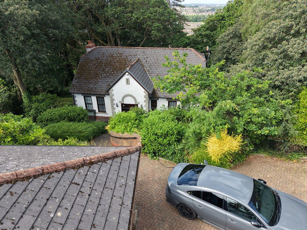 Property photo 1 of 62