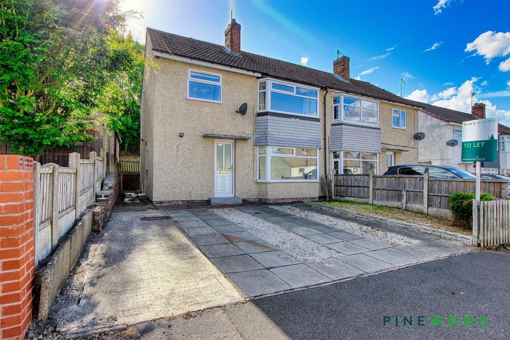 Property photo 1 of 15 Front