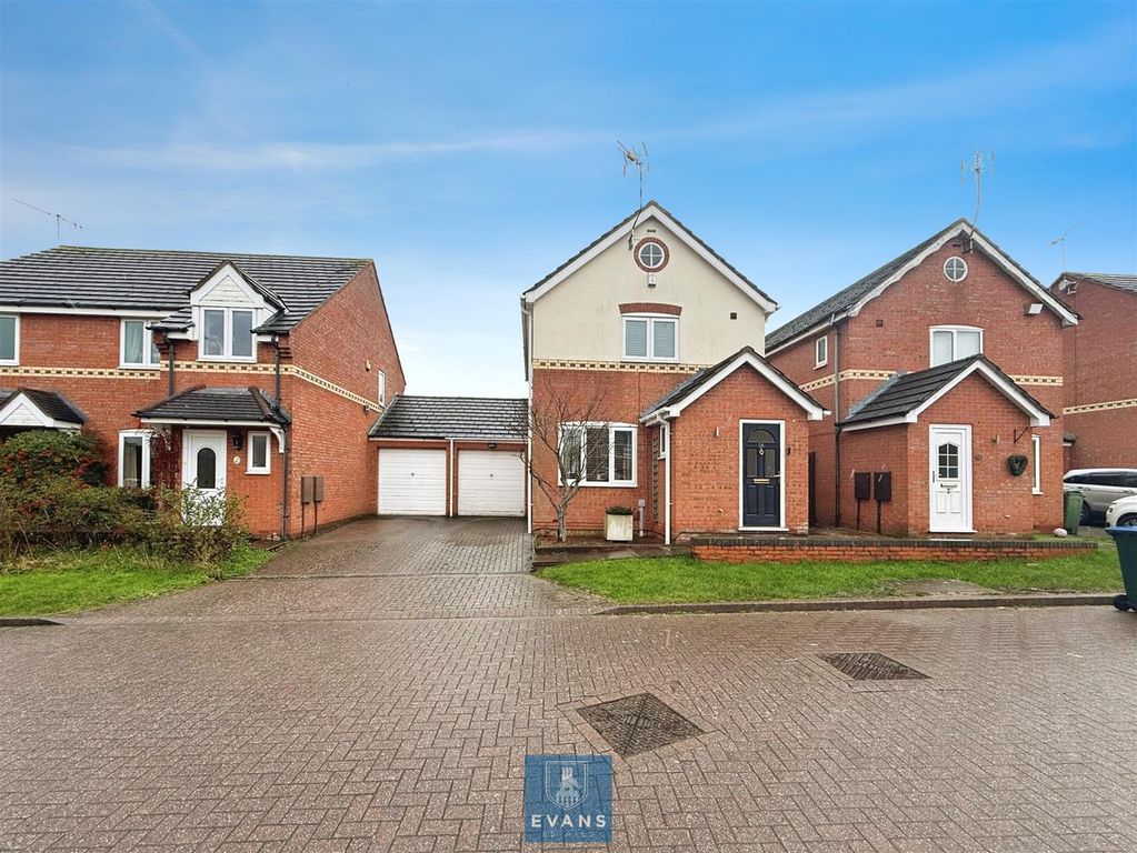 Property photo 1 of 16 House