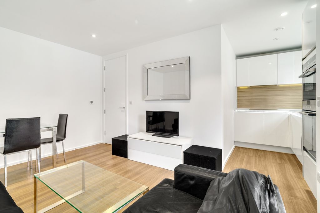 Property photo 2 of 14 Photo 7