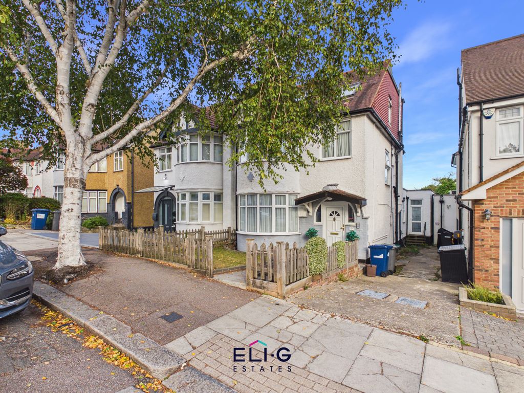 Property photo 1 of 16 Chain-Free Five-Bedroom Semi-Detached Family Home With Pesach Kitchen Area, Extended Ground Floor &amp; Large Garden – Holders Hill Crescent, Nw4