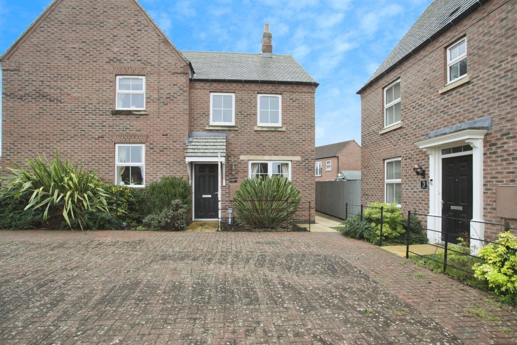 Property photo 1 of 22